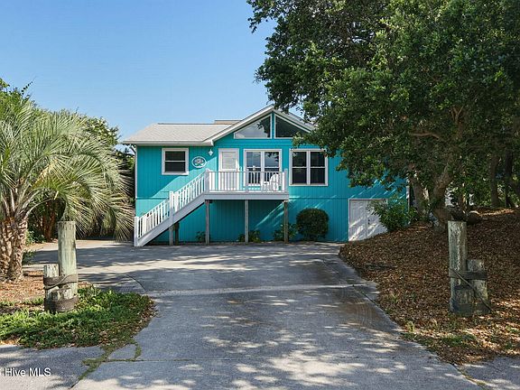 4th image of 1607 Emerald Drive