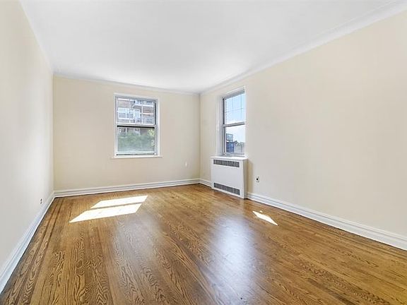 2nd image of 10905 72nd Ave APT 6B