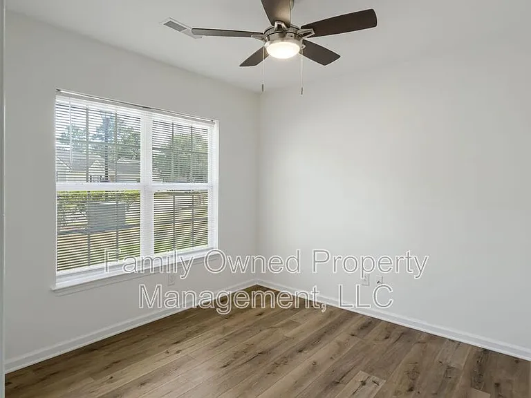 5208 Copley Cir — Photo 21
