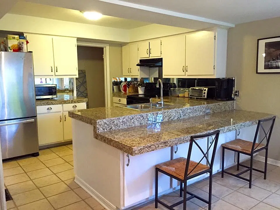 3 bed, 1.5 bath, 1443 sqft, $1,950 — Photo 4