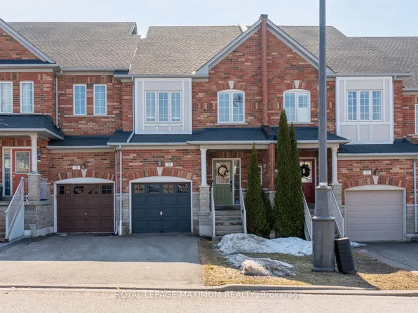 29 Barr Cres, Aurora, ON L4G 0C1