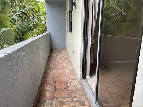 1250 Lincoln Rd #306 Photo 1