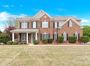 604 Palmerston Ln, Waxhaw, NC 28173