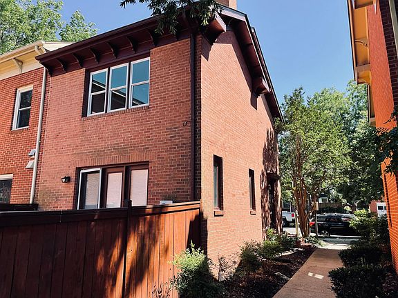 5th image of 1405 Oronoco St