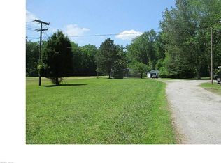 802 Goosley Rd, Yorktown, VA 23690