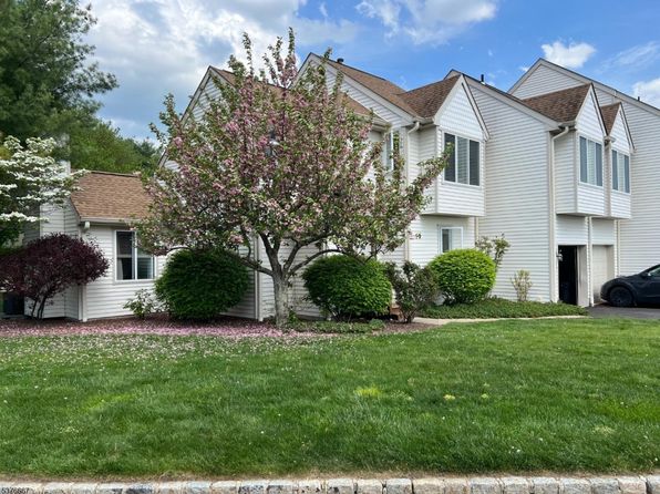 17 Russell Ct