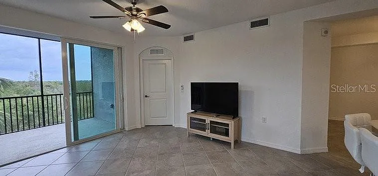 14161 Heritage Landing Blvd #1121 — Photo 9