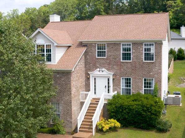 900 Weatherside Ct, Nashville, TN 37209