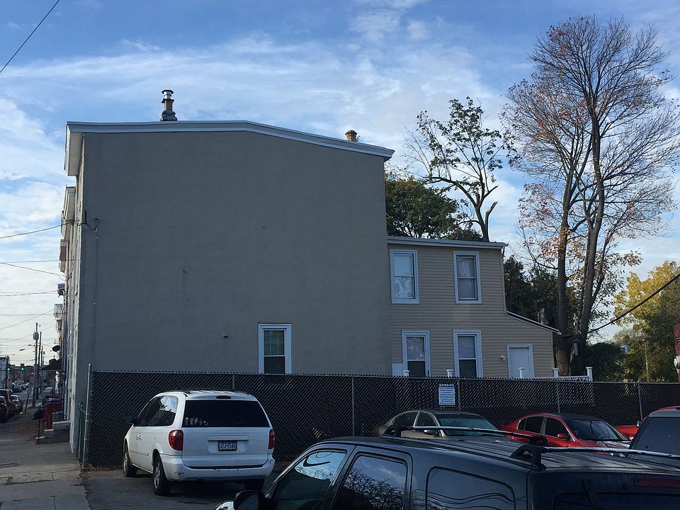 2nd image of 547 Barbadoes St