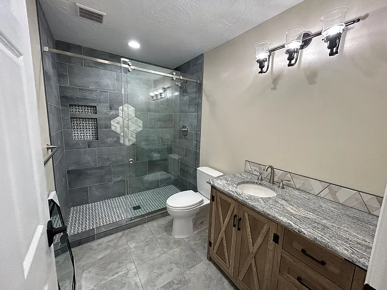 1696 N 2500 W — Photo 11