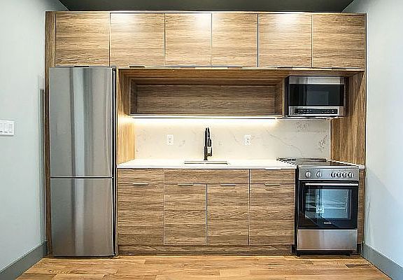 4th image of 2813 Tilden Ave #3B