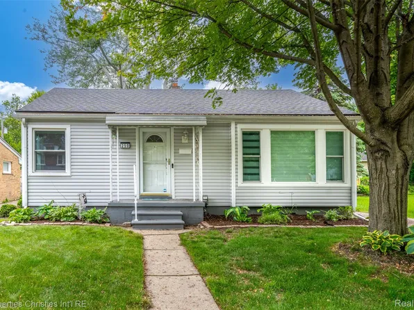 250 E Webster St, Ferndale, MI 48220