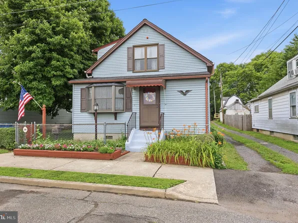 79 Park Ave, Morrisville, PA 19067