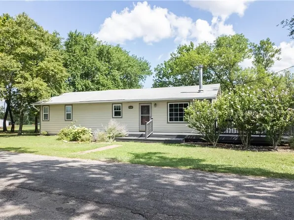 1311 Van Buren St, Fredonia, KS 66736