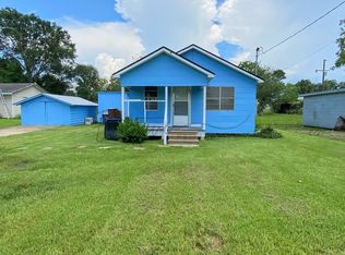 411 S Philbrick Ave, Iowa, LA 70647