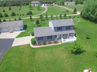 8910 S Morrice Rd, Morrice, MI 48857