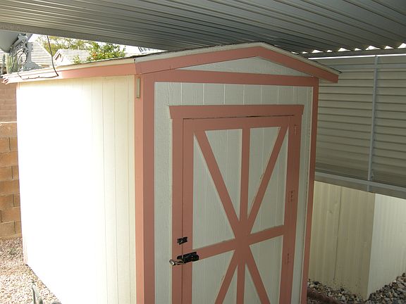 cute storage shed 
