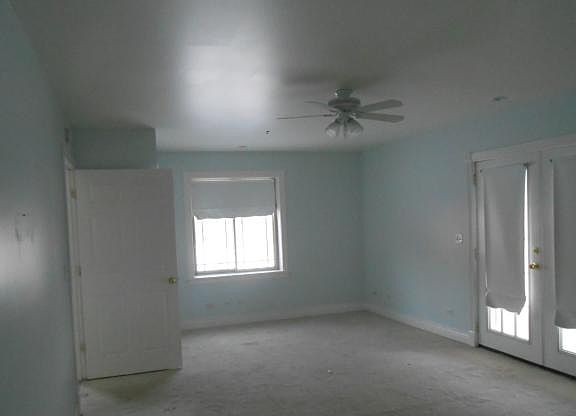4th image of 9113 N Lincoln Ave