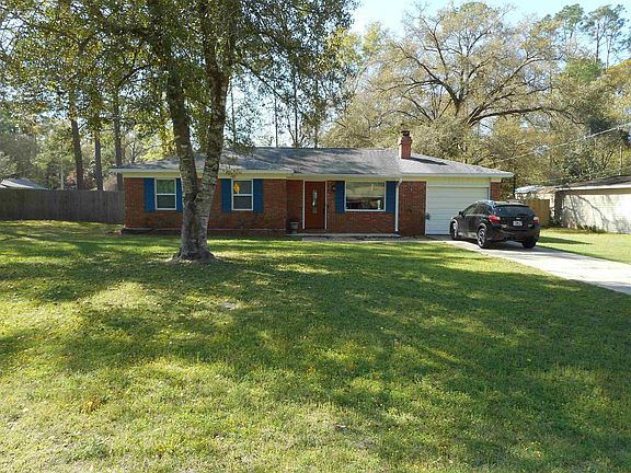 2nd image of 2161 Hickory Ln