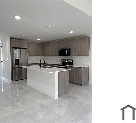 4 bed, 1400 sqft, $2,900 — Photo 4