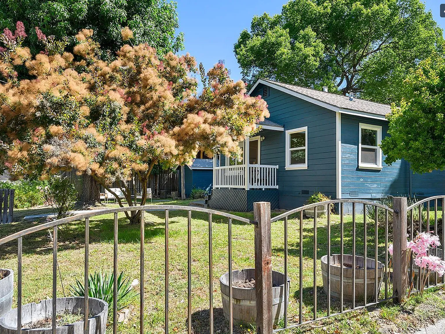 2 bed, 807 sqft, $3,400 — Photo 3