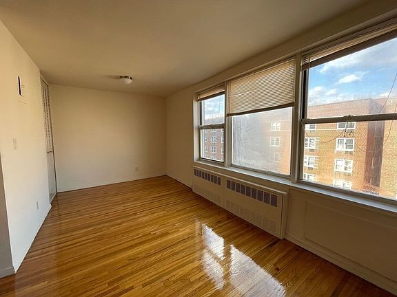 4th image of 110-48 72nd Ave #D7