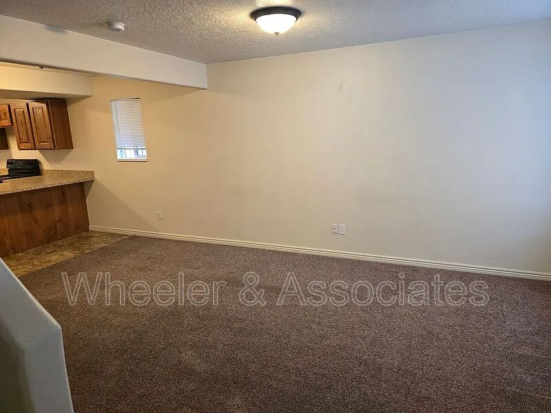 Building Photo - 1045 S 1200 W #61
