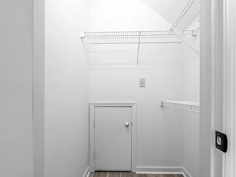 2718 Buckner Ln — Photo 21
