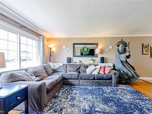 5th image of 10024 Boundary Ln
