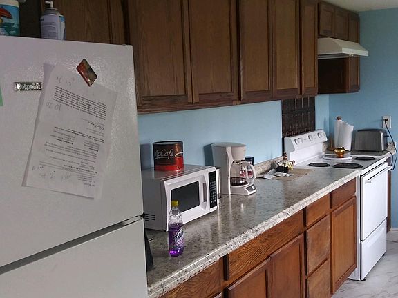 2nd image of 5213 Cherry St