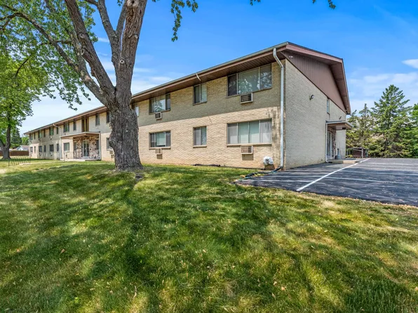 5241 W Midland Dr, Milwaukee, WI 53220