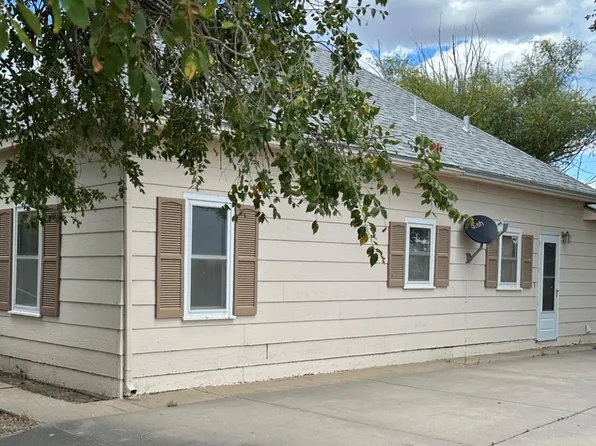 414 S Main St, Hugoton, KS 67951