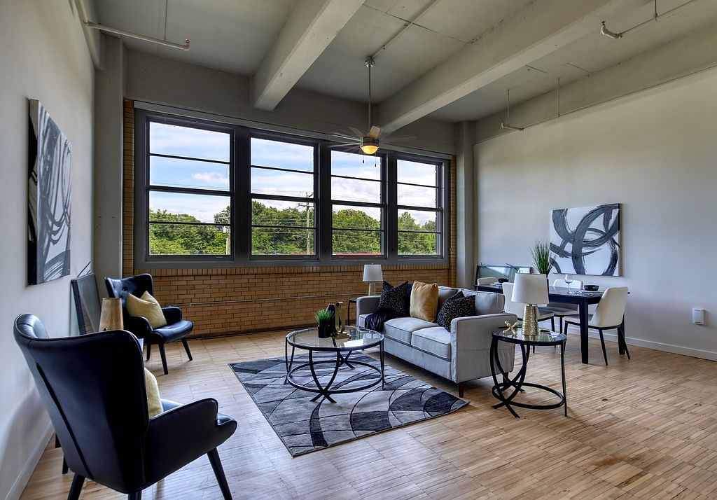Model Tobacco Lofts - 1100 Richmond Hwy Richmond VA (4 units available)