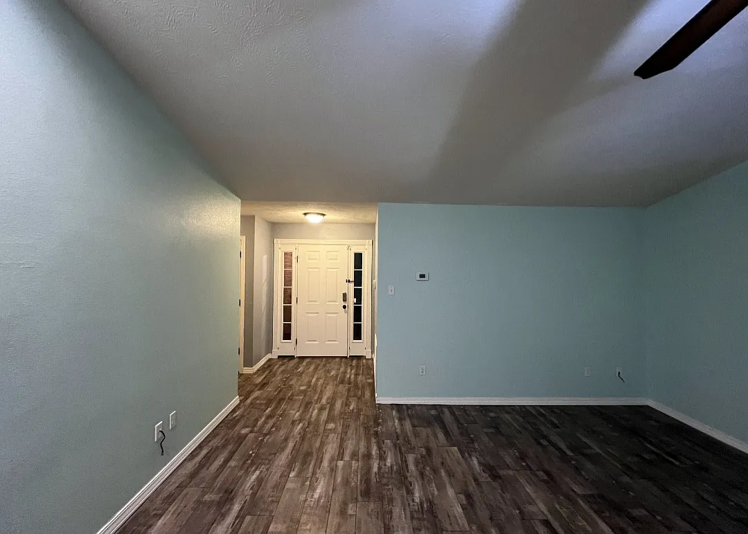 3 bed, 1582 sqft, $1,850 — Photo 2
