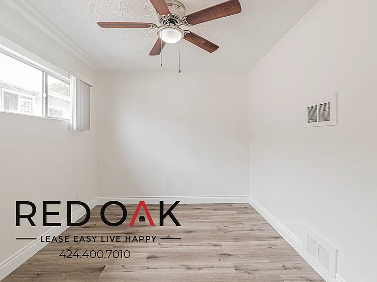 6553 Pickering Ave #F — Photo 8