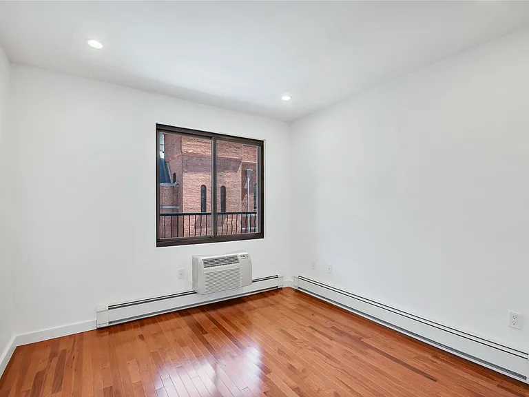 400 15th St #3B — Photo 11