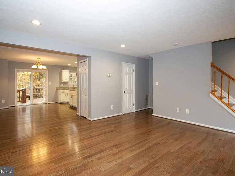 9432 Loch Leven Ct — Photo 4