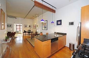 2nd image of 2328 Champlain St NW APT 409