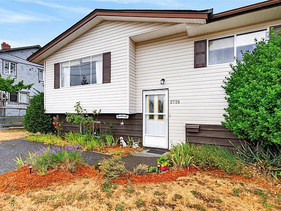 2nd image of 2728 Windermere Ave