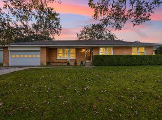 2137 Curtis Dr, Waco, TX 76710