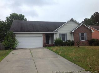 1320 Oak Knolls Dr, Fayetteville, NC 28314