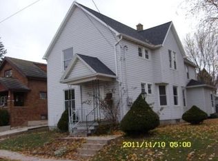 1808 Hamilton St, Manitowoc, WI 54220