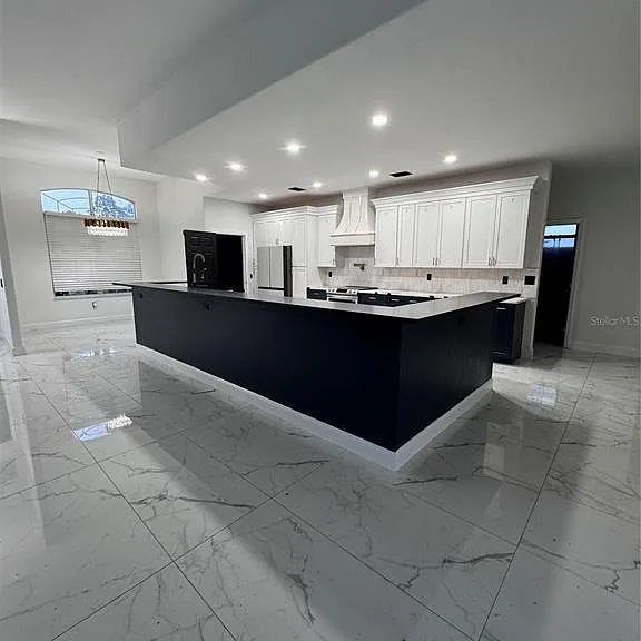 20530 Quinn St — Photo 13