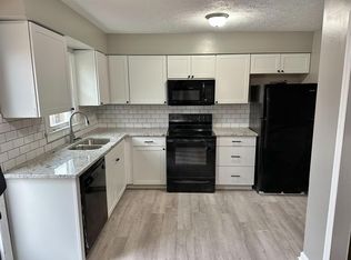 105 Sheila Ct #3, Lawrenceburg, KY 40342