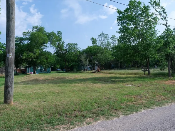 602 Alley A St, Elgin, TX 78621