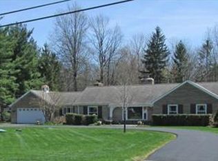 6420 Gates Mills Blvd, Mayfield Heights, OH 44124