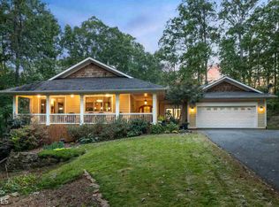 3800 Ledan Rd, Gainesville, GA 30506