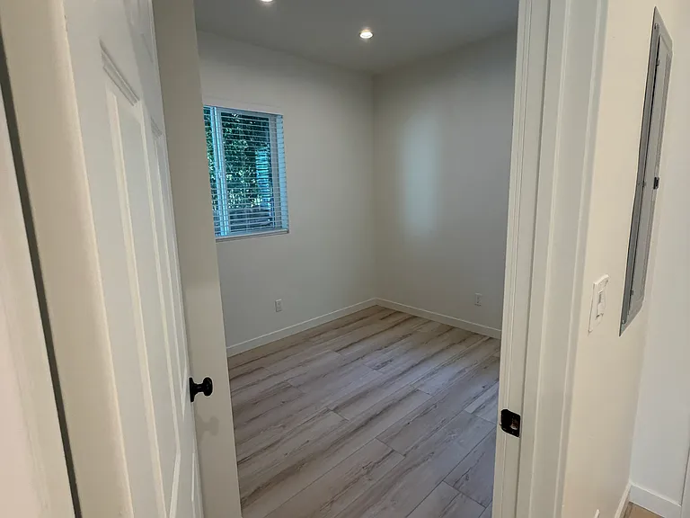 5342 Don Pio Dr — Photo 10