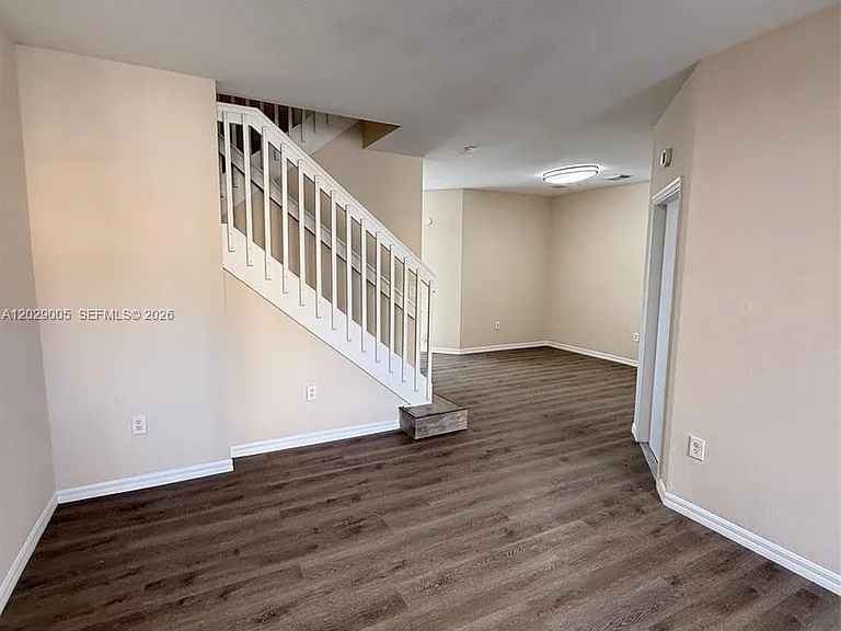 8528 SW 166th Pl #8528 — Photo 5