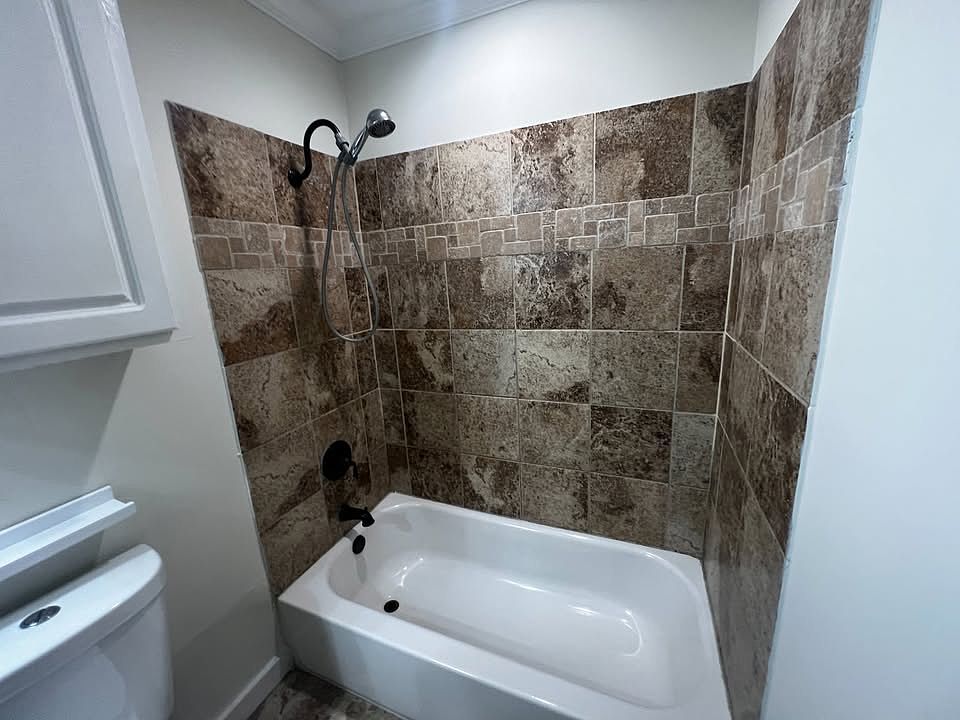 2nd image of 3426 Lanell Ln